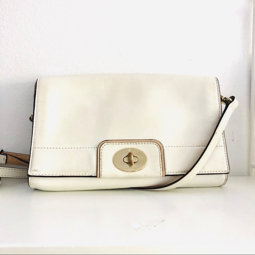 [Kate spade] off white leather crossbody bag.